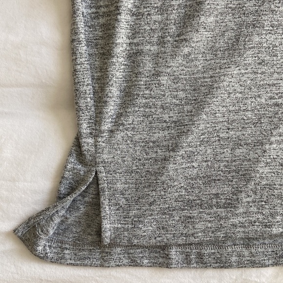 Gap Short Sleeve Turtleneck | Size XS - Picture 5 of 8